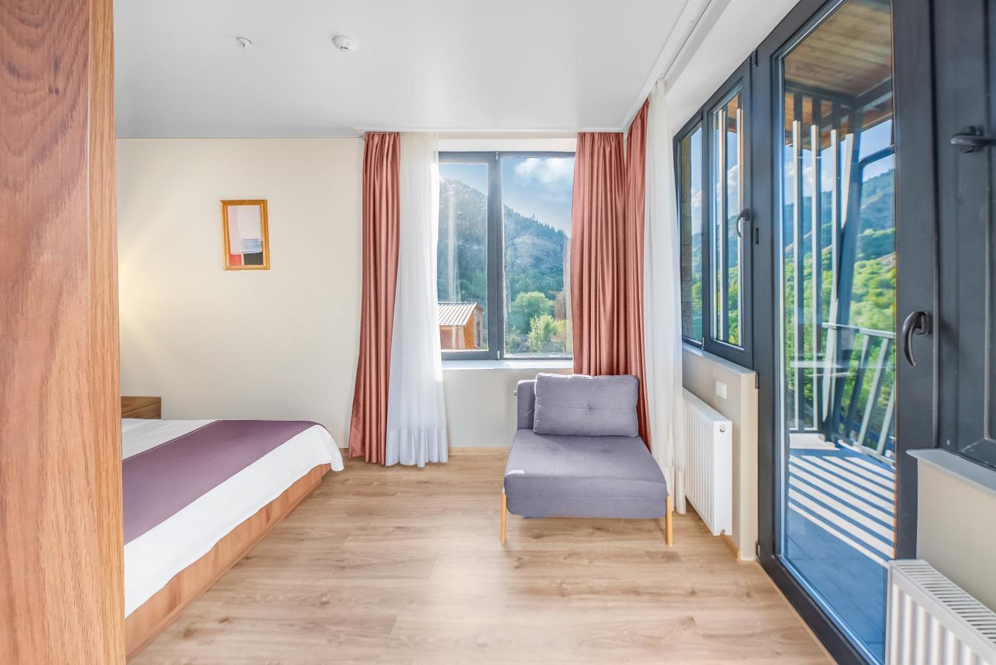Solo Grand Boshuri Hotel Wellness Resort Qvemo Boshuri 外观 照片